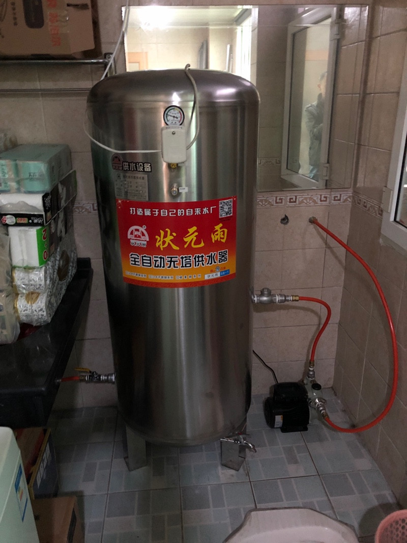 狀元雨無塔供水器壓力罐樓房安裝實拍
